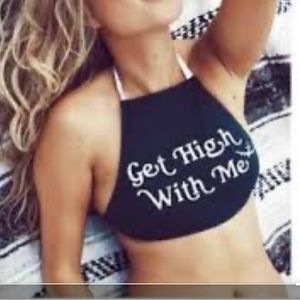 Get high with me crop top